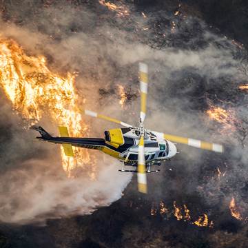 Image: Skirball fire burns in Bel-Air California Image: Skirball fire burns in Bel-Air California