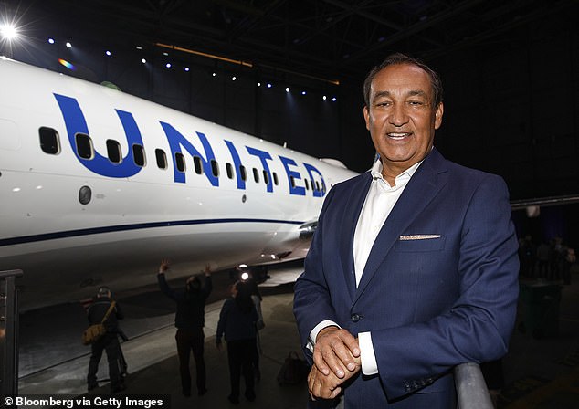 In 2018, United CEO Oscar Munoz earned a total compensation of over $10 million