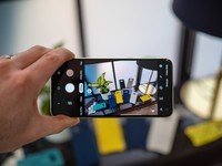 No, Google isn't killing third-party camera apps in Android 11