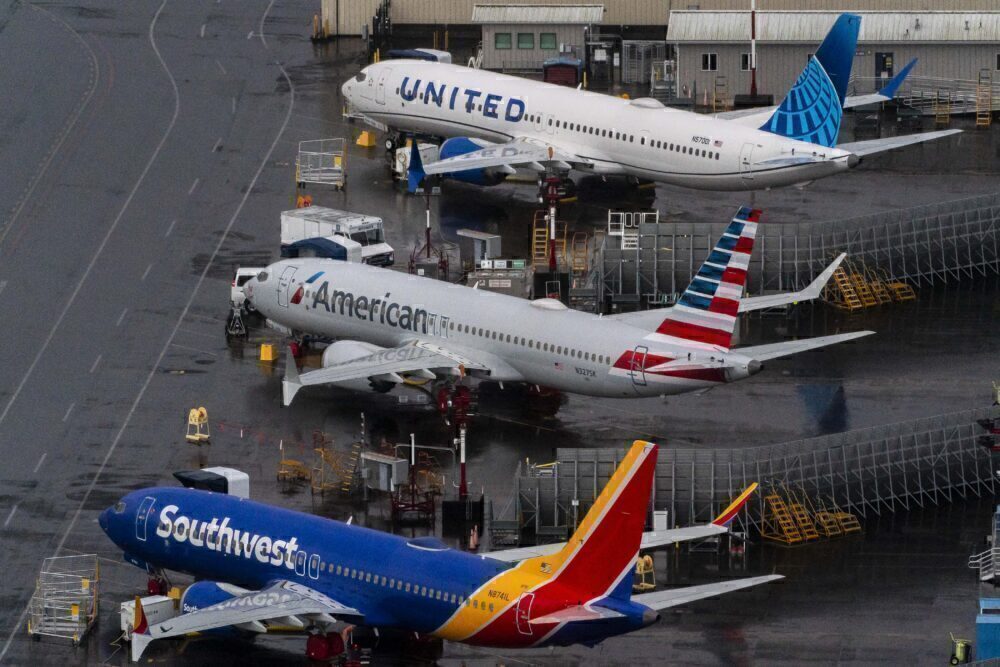 Boeing 737 MAX, Booking, Differences