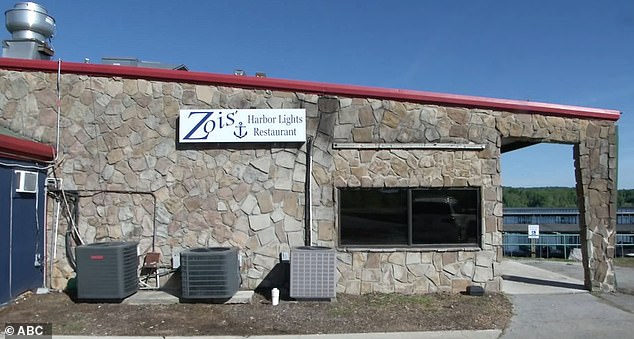 Before the disaster, people were celebrating a birthday party at Zoi¿s Restaurant at Harbor Lights Marina in Soddy-Daisey, Tennessee