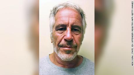 Corrections officers working at jail where Jeffrey Epstein was being held when he died strike deal, will cooperate with IG review