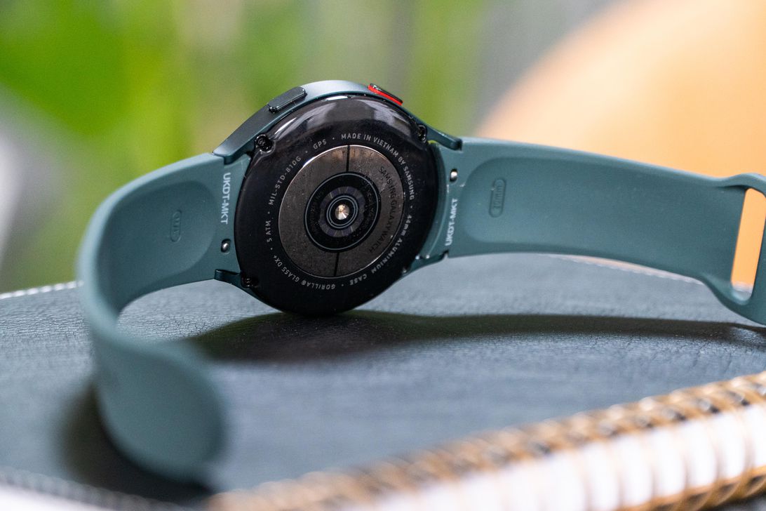 Samsung Galaxy Watch 4 and Samsung Galaxy Watch 4 Classic