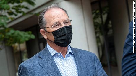 Former Safeway CEO testifies in trial of Elizabeth Holmes