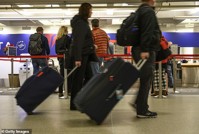 Minneapolis-St. Paul International came in third at 12.7 percent