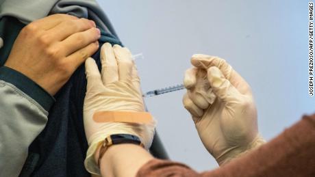 Pfizer/BioNTech seek FDA authorization for fourth Covid-19 vaccine doses for people 65 and up