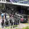 5 people dead at Tulsa medical building, in the 233rd mass shooting of 2022