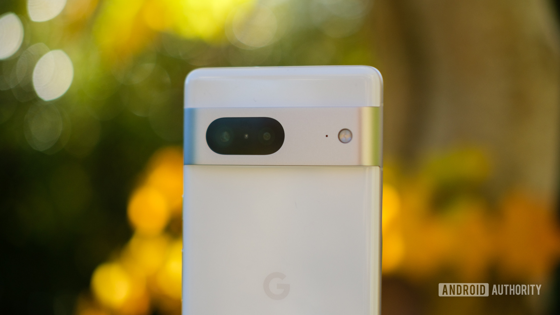 Google Pixel 7 camera housing Google Pixel 7 camera housing