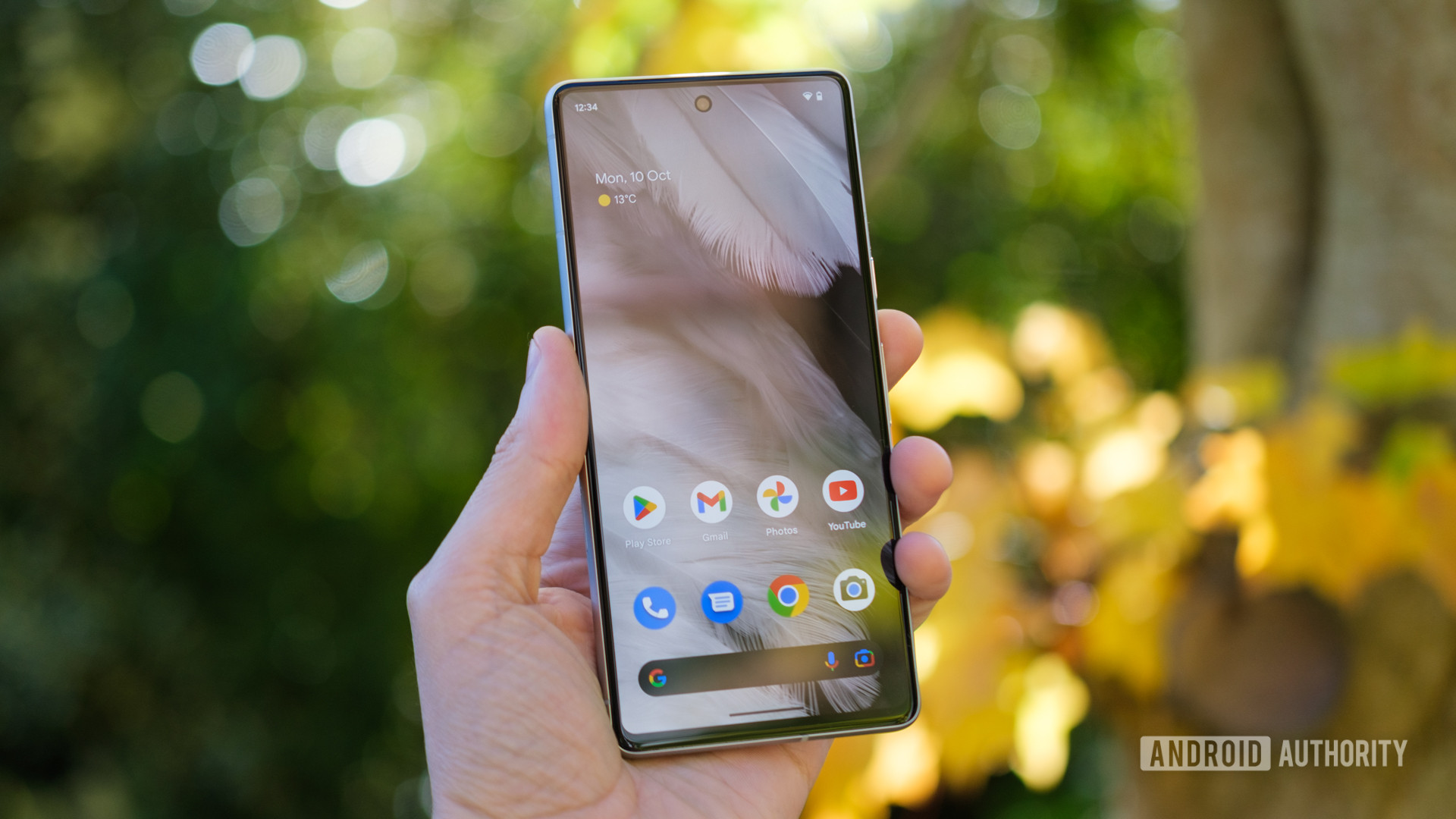 Google Pixel 7 display outdoors Google Pixel 7 display outdoors