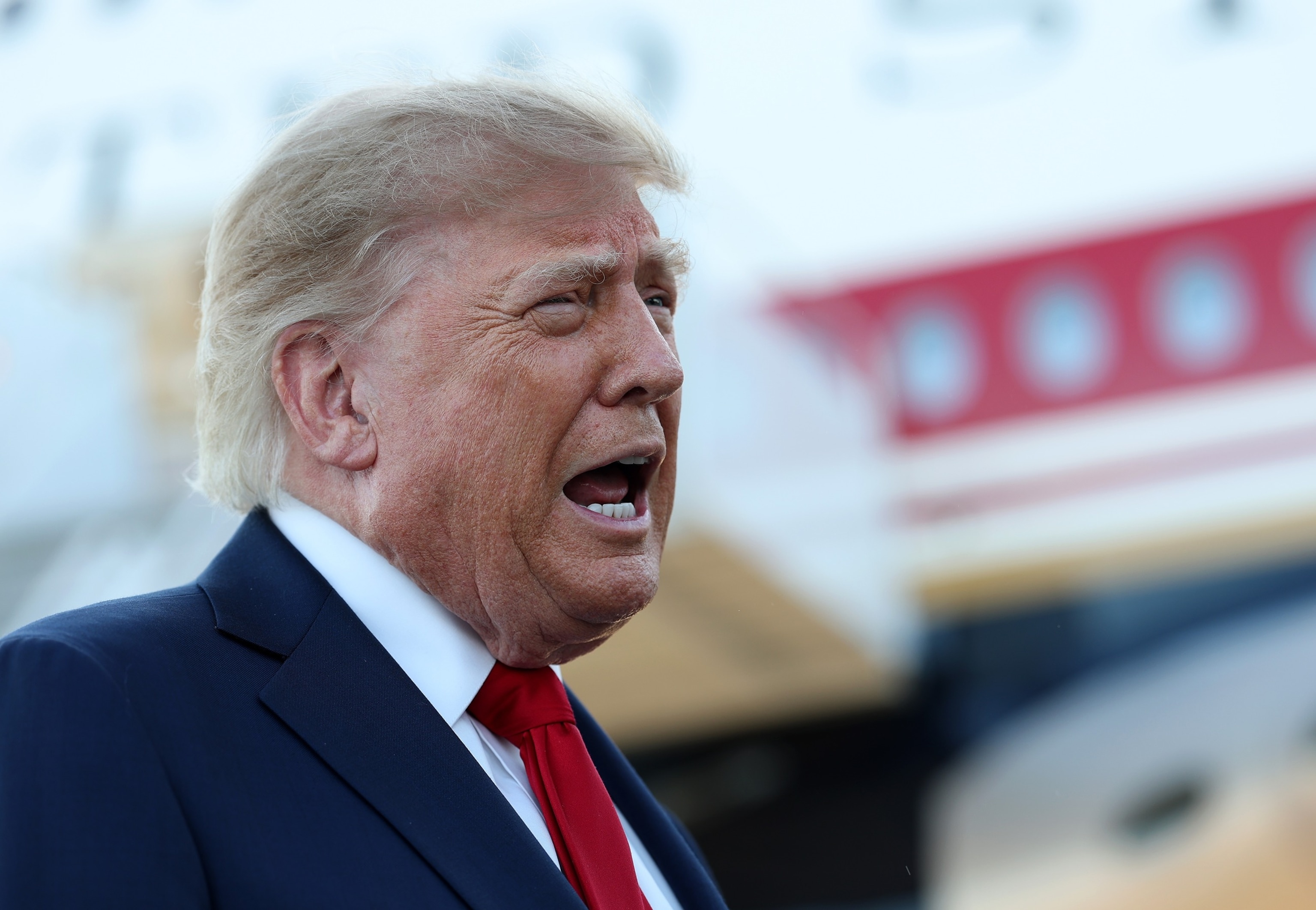 PHOTO: President Trump Travels To North Carolina